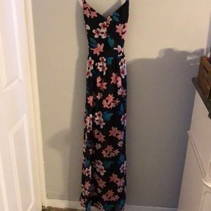 Maxi sheer at bottom !! So cute